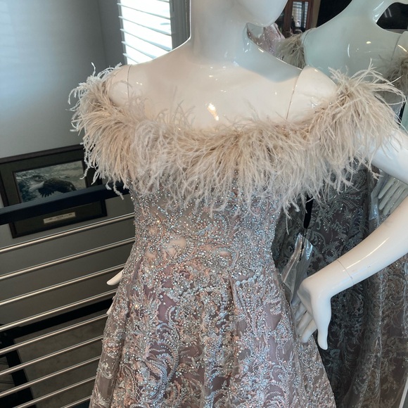 New elegant long dress - Picture 8 of 16